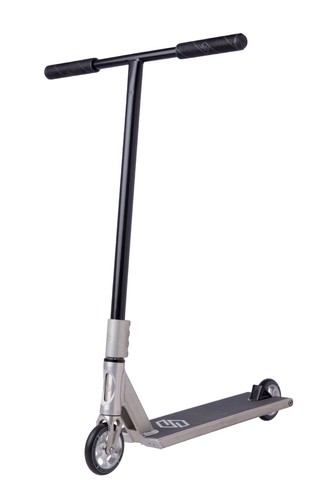 Striker gravis complete street - striker,