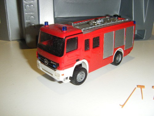 Herpa 297295 actros mp2 - mb, s