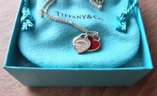 ✿ Tiffany & Co. ✿ "Return to Tiffany" Halskette mit rotem Doppelherz-Anhänger