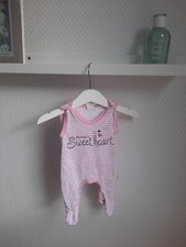 Strampler mit Fuß ♡ Baby Mädchen ♡ Größe 56 ♡ 100 % Baumwolle 
