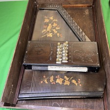 MULLERS AUTO-HARP ERATO in