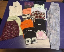 Kleiderpaket Für Frauen /