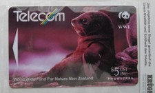 Telefonkarte  Neuseeland - WWF - Robbe  $ 5,00 - voll  (30Aus-25)