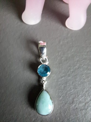 Larimar mit blauem - , topas