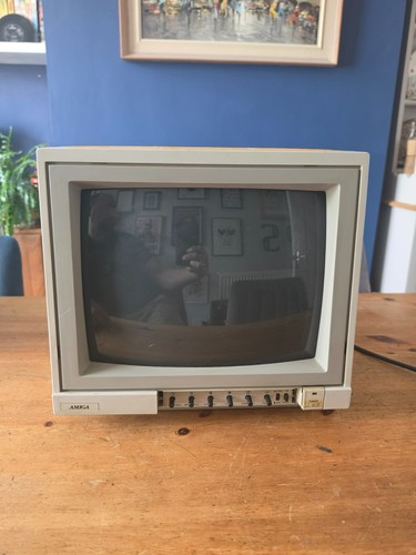 Commodore 1081 farbmonitor - commodore,