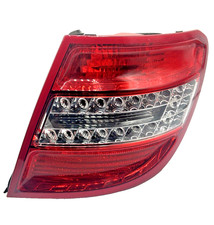 Orig. LED Rückleuchte RECHTS Mercedes 2048204064 C-Klasse S204 W204 Kombi
