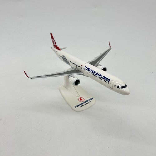 Herpa snap fit modellflugzeug - herpa,