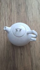 Set Teekanne mit Tasse weißes Porzellan