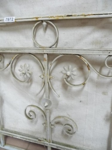 7972 alter zaunfeld - ,