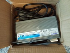 Giant E Bike NI-MH Ladegerät  - 24V - XLR 5 Pin Stecker