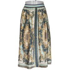 Rich & Royal, Maxirock