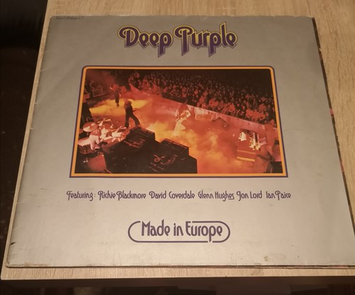 Vinyl deep purple made - , in