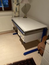 Kinderschreibtisch von Moll. Höhenverstelbar