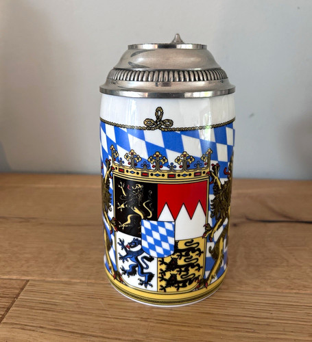 Porzellan bierkrug mit - porzellan,
