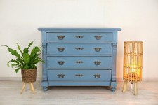 schöne Vintage Kommode in Shabby-Chic-Blau im Landhausstil massiv