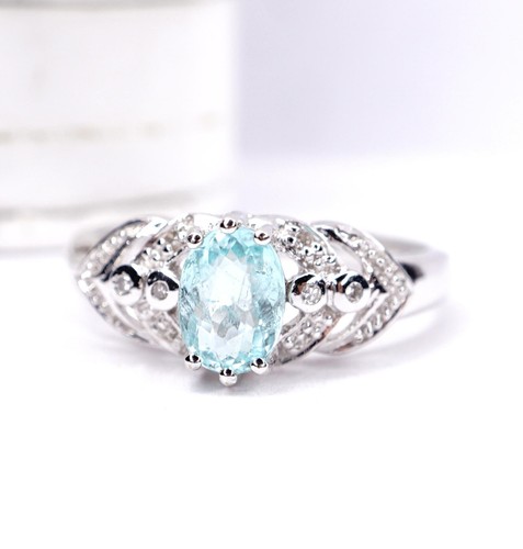 Edler massiver ring mit - edler,