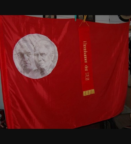 Ehrenbanner der sed thälmann - ehrenbanner,