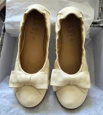 Wunderschöne MOMINO Leder