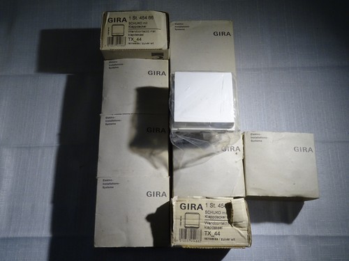 Gira reinweiß schuko - tx, 44