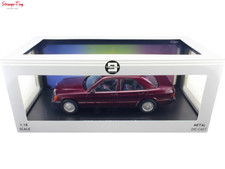 Triple 9 Mercedes 190E 1.8 1993 Avantgarde W201 rot Maßstab 1:18