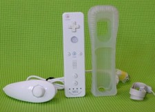 original Wii Remote Motion Plus Fernbedienung Controller mit Nunchuck in weiss