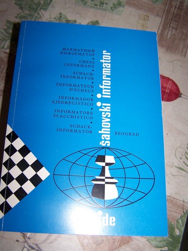 Band chess informant - -, informant/