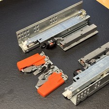 Paar Blum Tandem Plus 30kg 560H250-01A Push to Open Auszug, Schubladenschien