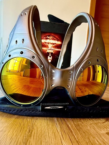 Oakley over the top - oakley, fmj