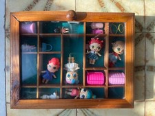 LOL und Zubehör + Vitrine