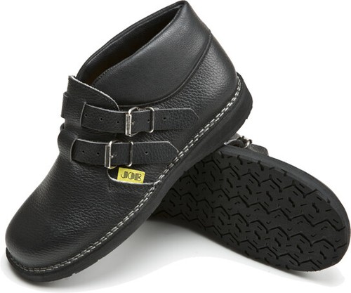 Job dachdecker schuh max - job, ii