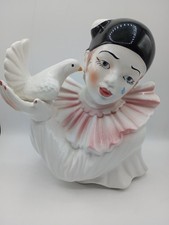 Pierrot weiß Harlekin Clown -  Spitze als Halskrause mit Taube Porzellanfigur 