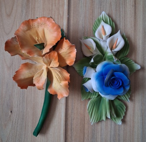 Zwei capodimonte blumen - zwei,