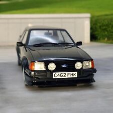 Ford Escort RS Turbo 1985 schwarz Modellauto 1:18 MCG