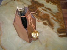 Nordbrand Nordhausen Flaschen Tasche Leder Verpackung + 2 Becher Reise Urlaub