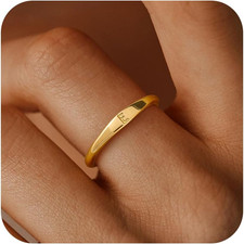 Gold Ringe mit Buchstaben