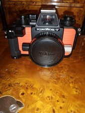 Nikonos v Nikon Nikkor 2,5/35mm Unterwasser-Kamera