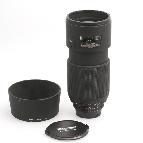 Nikon nikkor 200 mm - 80-200,