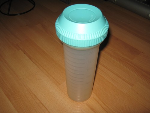 Tupperware mix fix shaker - tupperware,