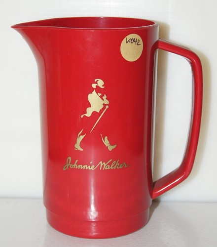 Johnnie walker red plastic - johnnie,