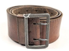 Zweidornkoppel für Offiziere der Luftwaffe. Stark getragenes Stück, Gesamtlänge 