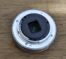 Sony Objektiv SEL16F28 * 16mm