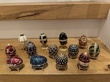 13 Stück Schmuck Ei -Farbagé