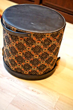 Große Hutschachtel, benutzt.