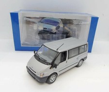 GC0488 MINICHAMPS / FORD