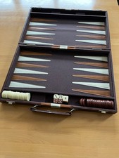 Backgammon im Kunstlederkoffer Braun