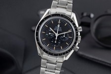 Omega Speedmaster Moonwatch