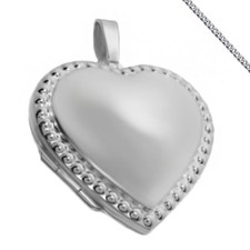 Medallion heart large amulet