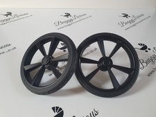 Ausstellungsstück Paar Baby