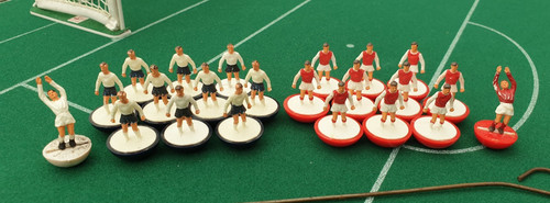 Subbuteo winged shorts arsenal - winged,
