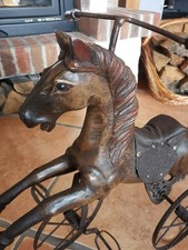 Antikes Holzpferd-Dreirad 